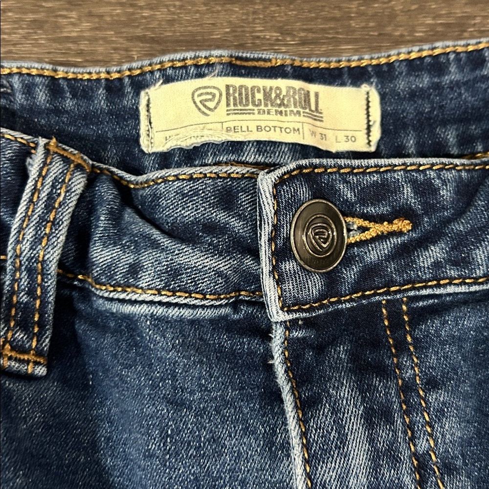 Rock & Roll Denim Women's Classic Blue Bell Bottom/Flared Stretch Jeans - Picture 3 of 8